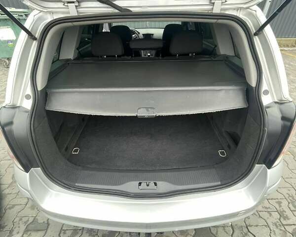 Серый Опель Астра, объемом двигателя 1.6 л и пробегом 235 тыс. км за 6299 $, фото 30 на Automoto.ua