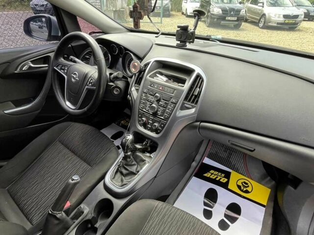 Серый Опель Астра, объемом двигателя 1.7 л и пробегом 197 тыс. км за 7400 $, фото 15 на Automoto.ua