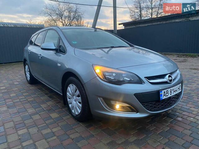 Серый Опель Астра, объемом двигателя 1.7 л и пробегом 320 тыс. км за 6700 $, фото 1 на Automoto.ua