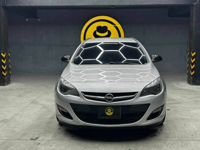 Сірий Опель Астра, об'ємом двигуна 1.7 л та пробігом 275 тис. км за 6600 $, фото 1 на Automoto.ua