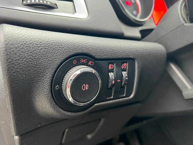 Серый Опель Астра, объемом двигателя 1.7 л и пробегом 330 тыс. км за 5990 $, фото 19 на Automoto.ua