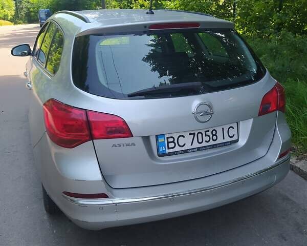 Серый Опель Астра, объемом двигателя 1.69 л и пробегом 330 тыс. км за 6100 $, фото 1 на Automoto.ua