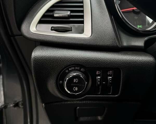 Сірий Опель Астра, об'ємом двигуна 1.6 л та пробігом 170 тис. км за 9200 $, фото 60 на Automoto.ua