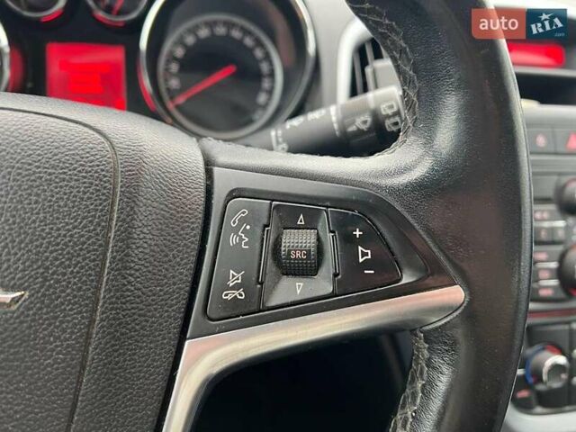 Серый Опель Астра, объемом двигателя 1.7 л и пробегом 330 тыс. км за 4000 $, фото 22 на Automoto.ua