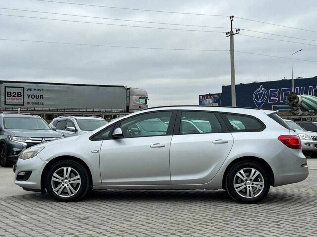 Серый Опель Астра, объемом двигателя 1.7 л и пробегом 330 тыс. км за 5990 $, фото 4 на Automoto.ua