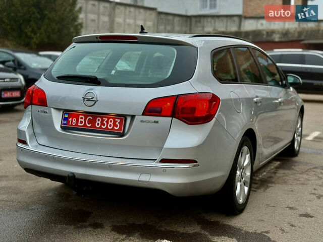 Серый Опель Астра, объемом двигателя 1.6 л и пробегом 204 тыс. км за 7499 $, фото 6 на Automoto.ua