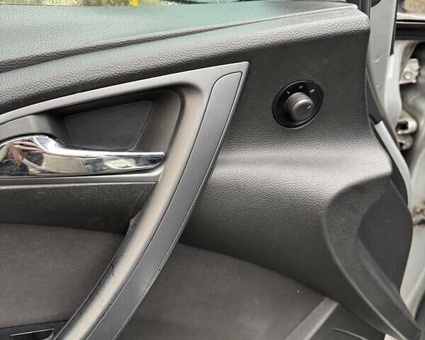 Серый Опель Астра, объемом двигателя 1.69 л и пробегом 458 тыс. км за 6948 $, фото 5 на Automoto.ua