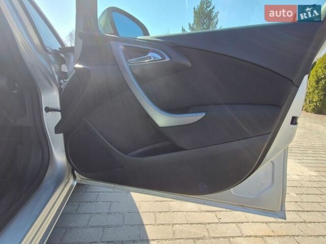 Сірий Опель Астра, об'ємом двигуна 1.7 л та пробігом 218 тис. км за 6800 $, фото 7 на Automoto.ua