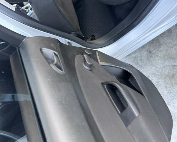 Серый Опель Астра, объемом двигателя 1.7 л и пробегом 313 тыс. км за 5500 $, фото 35 на Automoto.ua