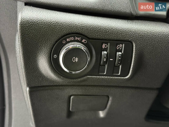 Серый Опель Астра, объемом двигателя 1.69 л и пробегом 260 тыс. км за 6600 $, фото 42 на Automoto.ua