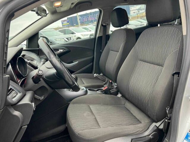 Серый Опель Астра, объемом двигателя 1.7 л и пробегом 330 тыс. км за 5990 $, фото 17 на Automoto.ua