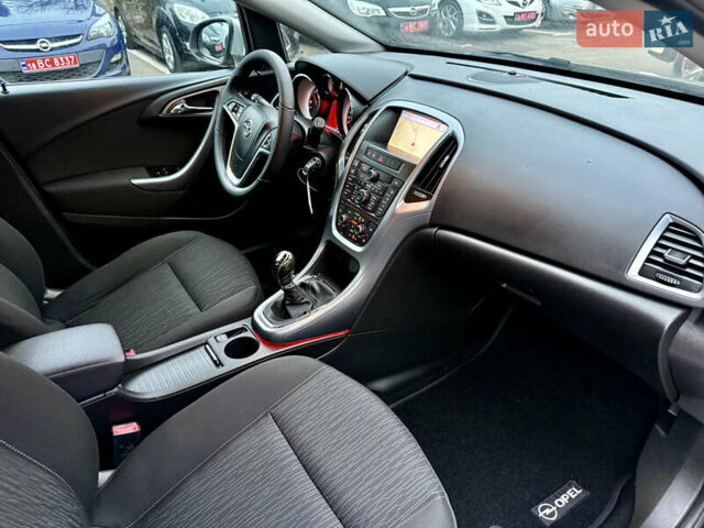 Серый Опель Астра, объемом двигателя 1.6 л и пробегом 204 тыс. км за 7499 $, фото 23 на Automoto.ua