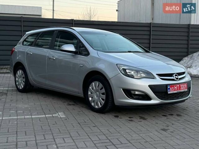 Серый Опель Астра, объемом двигателя 1.7 л и пробегом 165 тыс. км за 7999 $, фото 1 на Automoto.ua