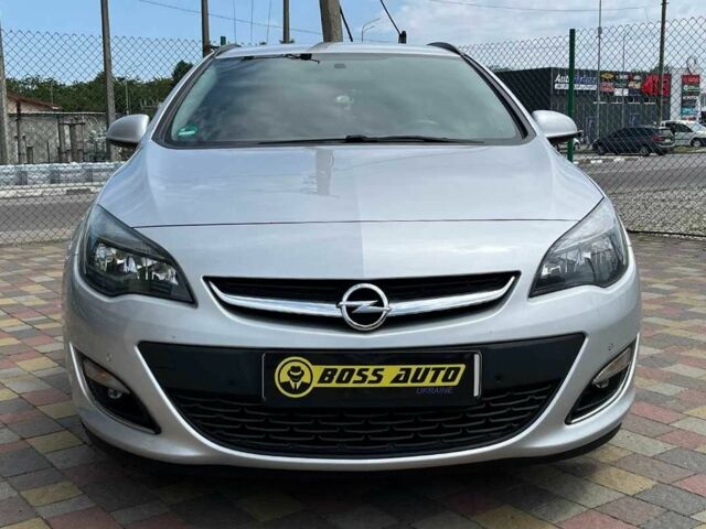 Серый Опель Астра, объемом двигателя 1.7 л и пробегом 197 тыс. км за 7400 $, фото 1 на Automoto.ua