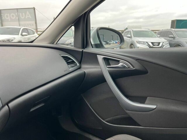 Сірий Опель Астра, об'ємом двигуна 1.7 л та пробігом 330 тис. км за 4000 $, фото 31 на Automoto.ua