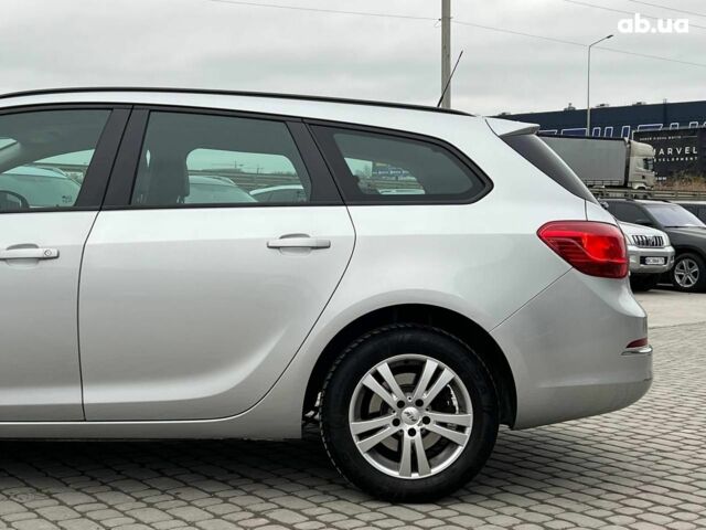 Сірий Опель Астра, об'ємом двигуна 1.7 л та пробігом 330 тис. км за 4000 $, фото 5 на Automoto.ua