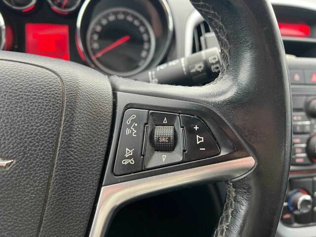 Серый Опель Астра, объемом двигателя 1.7 л и пробегом 330 тыс. км за 5990 $, фото 22 на Automoto.ua