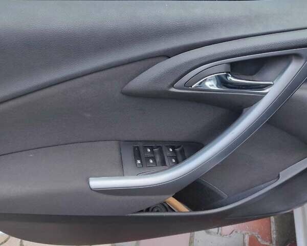 Сірий Опель Астра, об'ємом двигуна 1.25 л та пробігом 208 тис. км за 6400 $, фото 5 на Automoto.ua