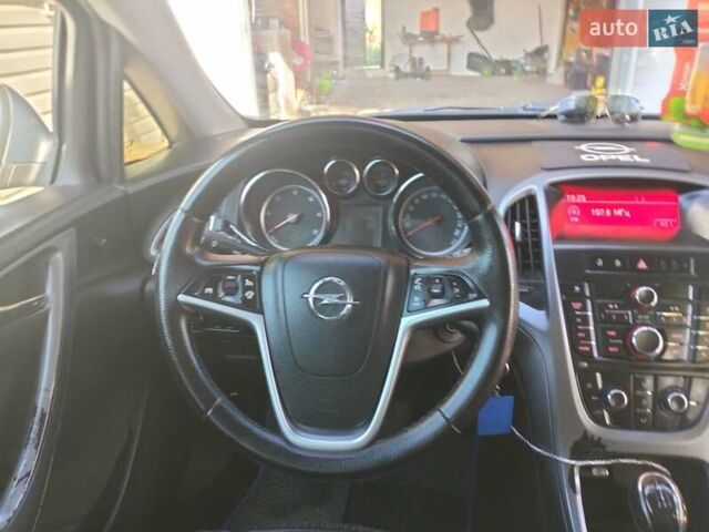 Сірий Опель Астра, об'ємом двигуна 1.7 л та пробігом 300 тис. км за 7300 $, фото 6 на Automoto.ua