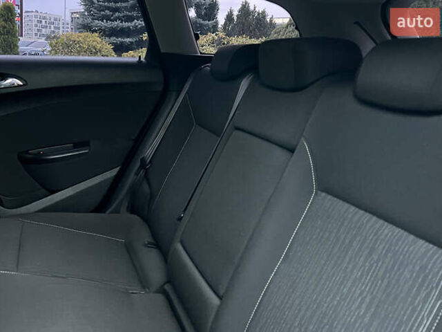 Серый Опель Астра, объемом двигателя 1.69 л и пробегом 270 тыс. км за 8500 $, фото 20 на Automoto.ua