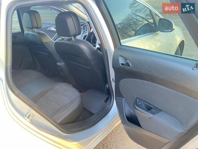 Серый Опель Астра, объемом двигателя 1.6 л и пробегом 300 тыс. км за 7700 $, фото 14 на Automoto.ua