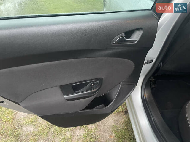 Сірий Опель Астра, об'ємом двигуна 1.69 л та пробігом 239 тис. км за 5500 $, фото 27 на Automoto.ua