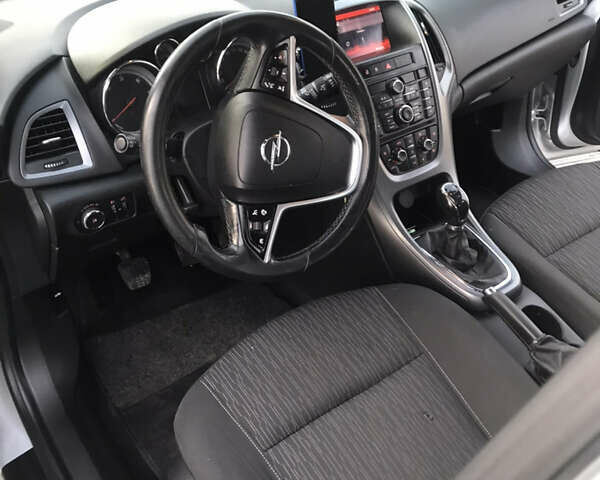 Сірий Опель Астра, об'ємом двигуна 0 л та пробігом 230 тис. км за 6499 $, фото 11 на Automoto.ua