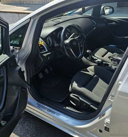 Серый Опель Астра, объемом двигателя 1.6 л и пробегом 280 тыс. км за 8699 $, фото 24 на Automoto.ua