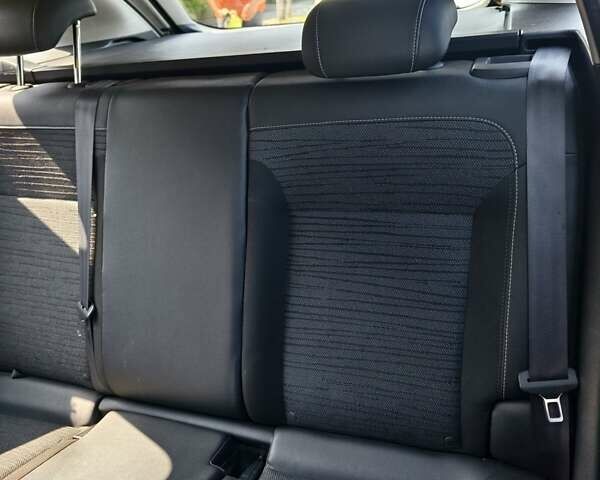 Серый Опель Астра, объемом двигателя 1.96 л и пробегом 307 тыс. км за 7300 $, фото 28 на Automoto.ua