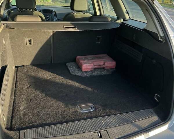 Сірий Опель Астра, об'ємом двигуна 1.7 л та пробігом 278 тис. км за 8000 $, фото 4 на Automoto.ua