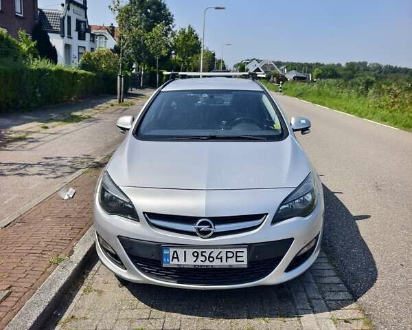 Серый Опель Астра, объемом двигателя 1.96 л и пробегом 307 тыс. км за 7300 $, фото 7 на Automoto.ua