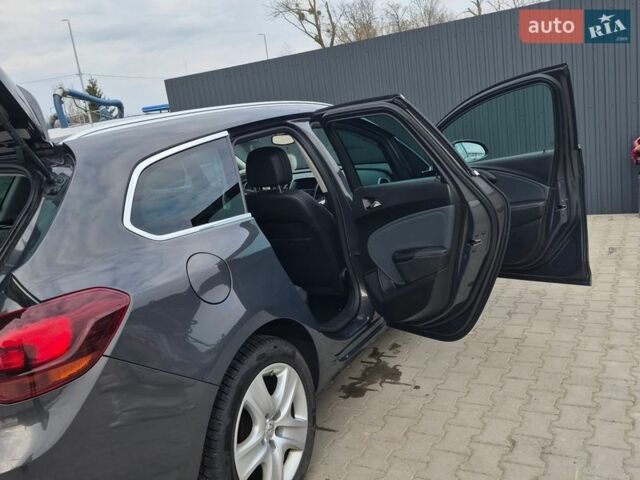 Серый Опель Астра, объемом двигателя 1.6 л и пробегом 247 тыс. км за 7300 $, фото 1 на Automoto.ua