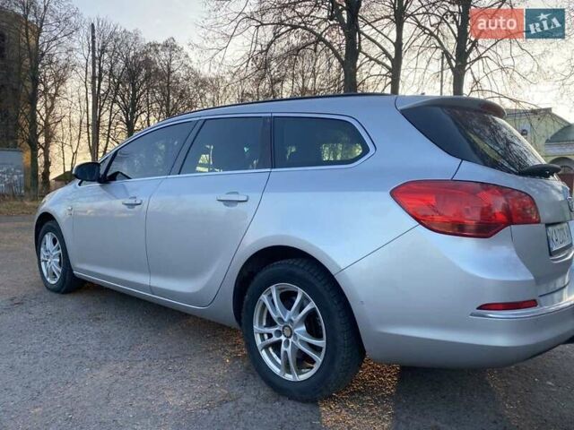 Серый Опель Астра, объемом двигателя 1.6 л и пробегом 300 тыс. км за 7700 $, фото 4 на Automoto.ua