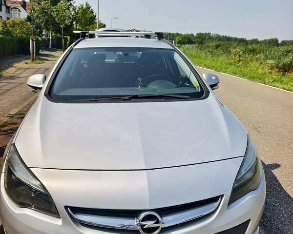Серый Опель Астра, объемом двигателя 1.96 л и пробегом 307 тыс. км за 7300 $, фото 21 на Automoto.ua