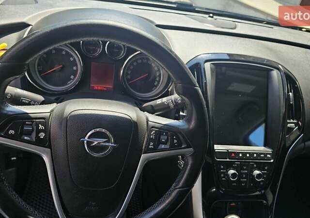 Серый Опель Астра, объемом двигателя 1.6 л и пробегом 280 тыс. км за 8699 $, фото 22 на Automoto.ua