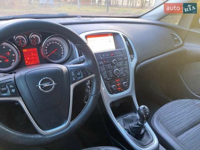 Серый Опель Астра, объемом двигателя 1.6 л и пробегом 300 тыс. км за 7700 $, фото 21 на Automoto.ua