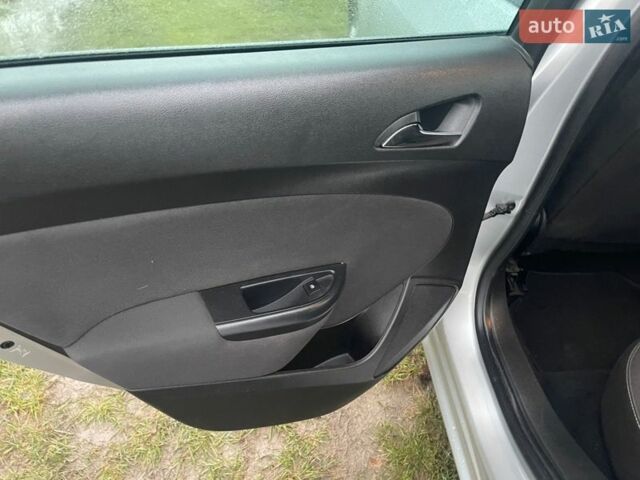 Серый Опель Астра, объемом двигателя 1.7 л и пробегом 240 тыс. км за 5300 $, фото 23 на Automoto.ua