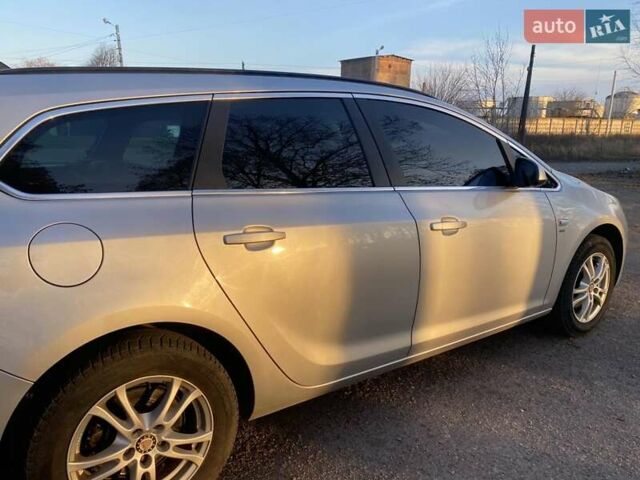 Серый Опель Астра, объемом двигателя 1.6 л и пробегом 300 тыс. км за 7700 $, фото 10 на Automoto.ua