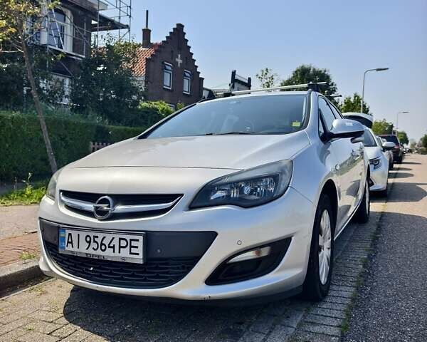 Серый Опель Астра, объемом двигателя 1.96 л и пробегом 307 тыс. км за 7300 $, фото 22 на Automoto.ua