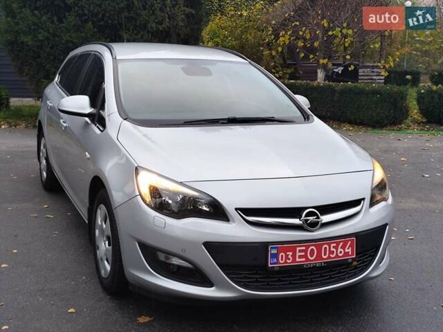 Сірий Опель Астра, об'ємом двигуна 1.4 л та пробігом 212 тис. км за 7850 $, фото 2 на Automoto.ua