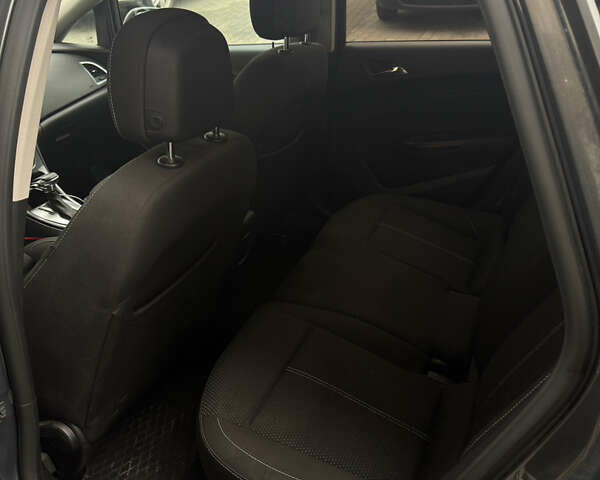 Серый Опель Астра, объемом двигателя 2 л и пробегом 262 тыс. км за 8950 $, фото 13 на Automoto.ua