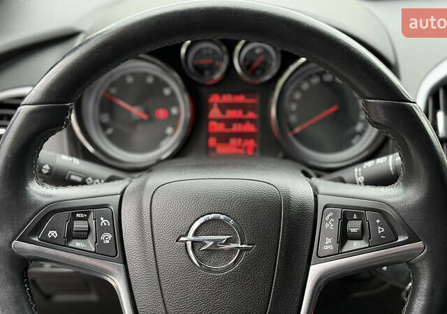 Опель Астра 2014 в Хмельницком на Automoto.ua Серый Опель Астра, объемом двигателя 1.6 л и пробегом 192 тыс. км за 7950 $, фото 19 на Automoto.ua