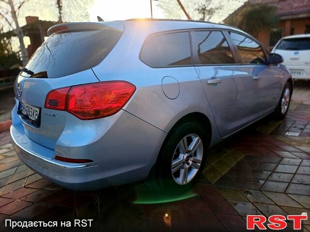 Серый Опель Астра, объемом двигателя 1.6 л и пробегом 230 тыс. км за 8600 $, фото 6 на Automoto.ua