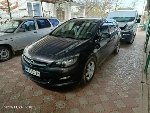Опель Астра 2014 в Подольск (Котовск) на Automoto.ua Серый Опель Астра, объемом двигателя 1.7 л и пробегом 200 тыс. км за 8799 $, фото 11 на Automoto.ua