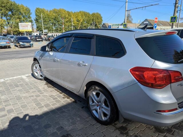 Серый Опель Астра, объемом двигателя 1.7 л и пробегом 170 тыс. км за 8900 $, фото 3 на Automoto.ua