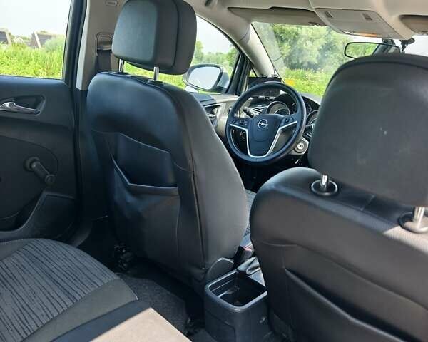 Серый Опель Астра, объемом двигателя 1.96 л и пробегом 307 тыс. км за 7300 $, фото 19 на Automoto.ua