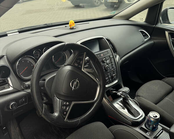 Серый Опель Астра, объемом двигателя 2 л и пробегом 262 тыс. км за 8950 $, фото 11 на Automoto.ua