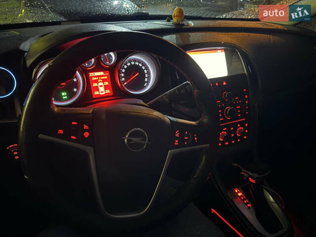 Серый Опель Астра, объемом двигателя 2 л и пробегом 262 тыс. км за 8950 $, фото 8 на Automoto.ua