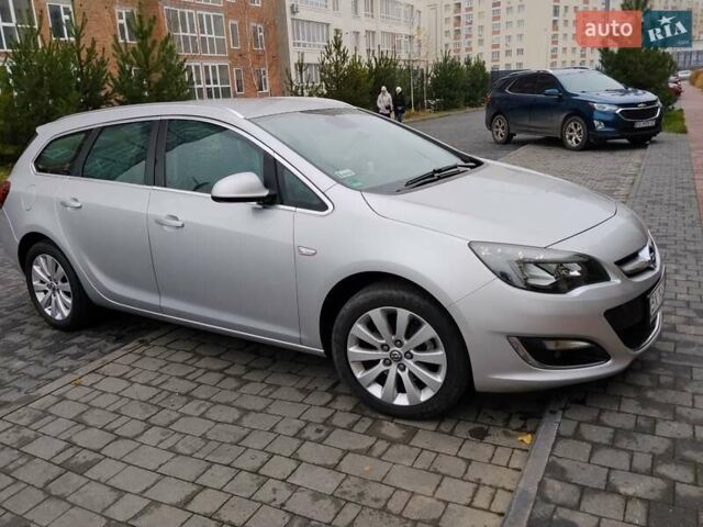 Серый Опель Астра, объемом двигателя 1.7 л и пробегом 230 тыс. км за 7900 $, фото 2 на Automoto.ua