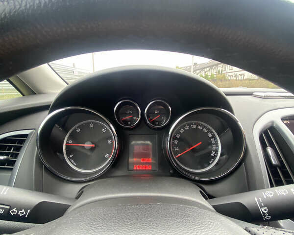 Опель Астра 2014 у Софіївська Борщагівка на Automoto.ua Сірий Опель Астра, об'ємом двигуна 1.6 л та пробігом 235 тис. км за 7500 $, фото 5 на Automoto.ua